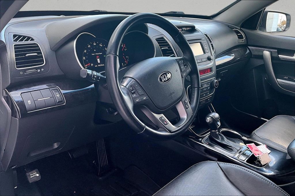 Used 2015 Kia Sorento EX image 16