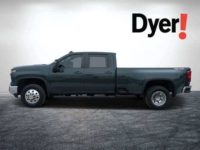Used 2025 Chevrolet Silverado 3500 LT w/ Safety Package image 6