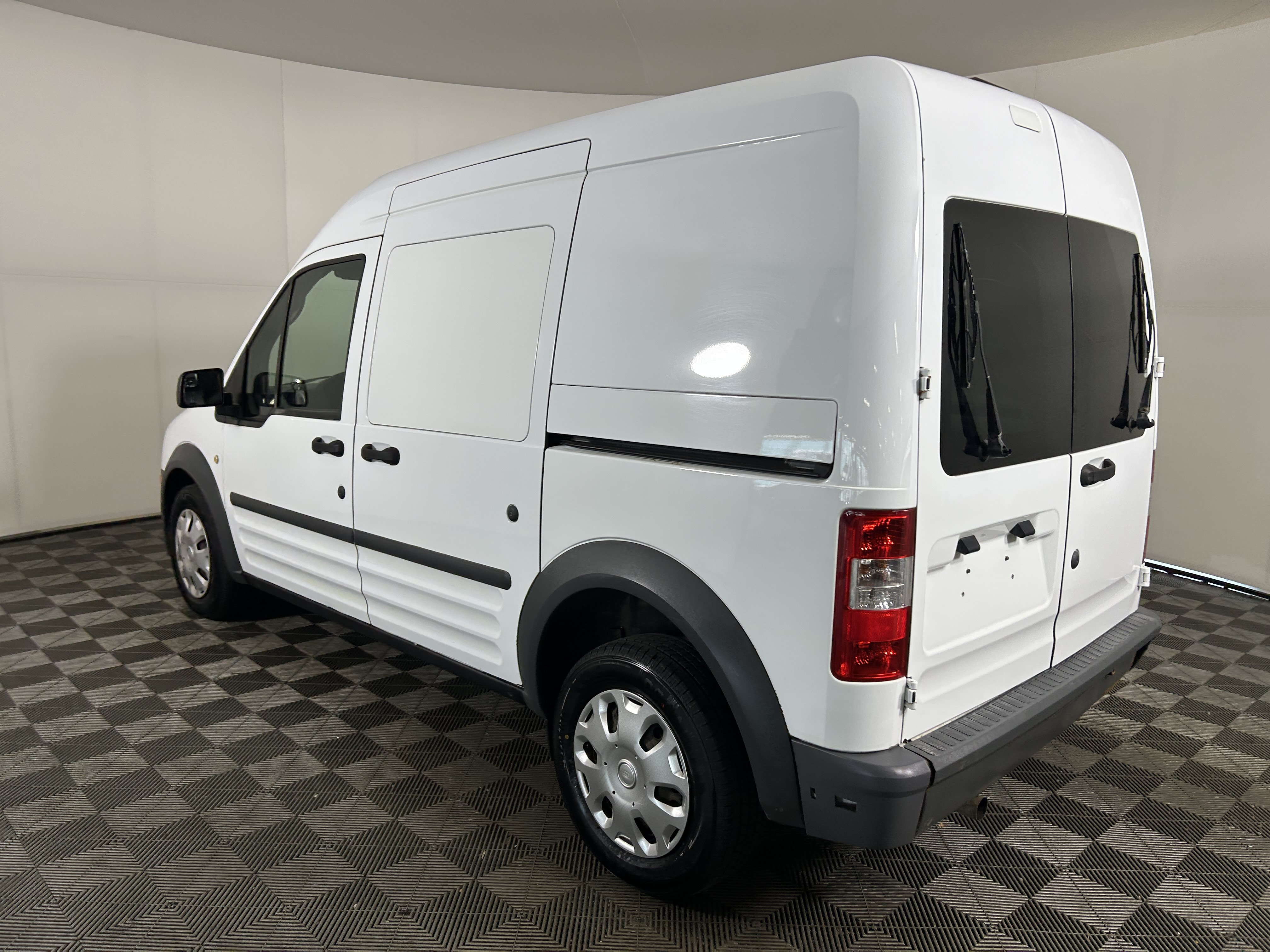 Used 2013 Ford Transit Connect XL FWD image 6