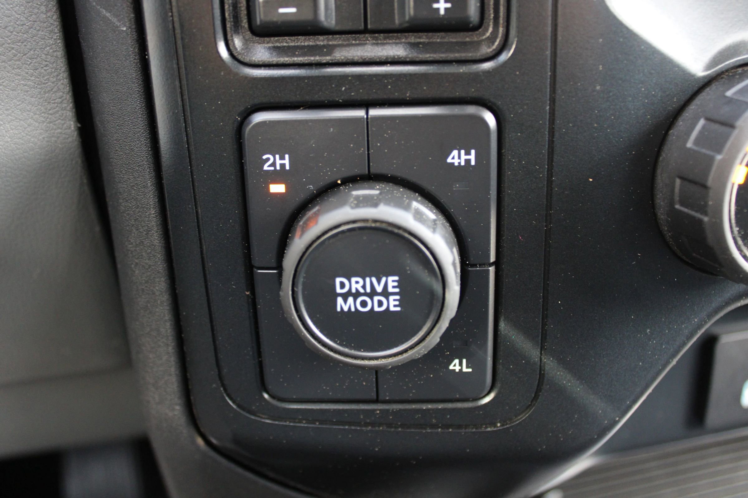 Used 2023 Ford F350 XL w/ XL Chrome Package image 18