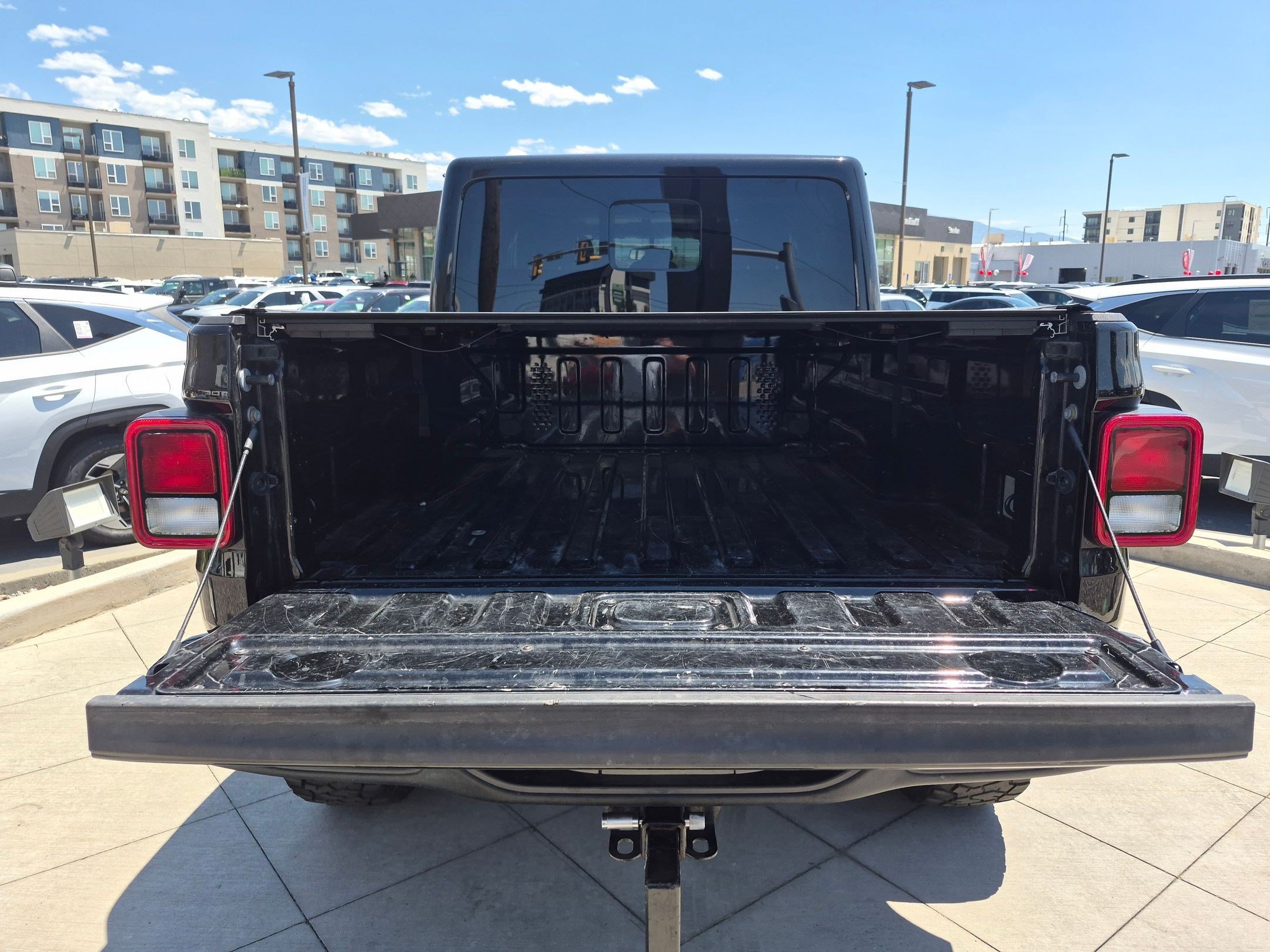 Used 2021 Jeep Gladiator Rubicon w/ Trailer Tow Package AWD/4WD image 27