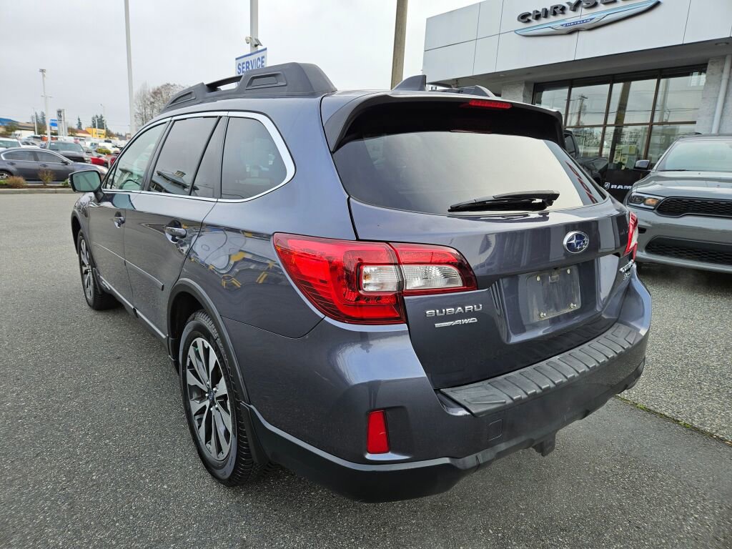 Used 2016 Subaru Outback 3.6R Limited image 3