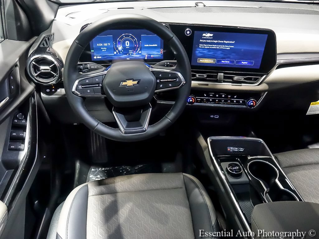New 2027 Chevrolet Equinox LT w/ Convenience Package II FWD image 13