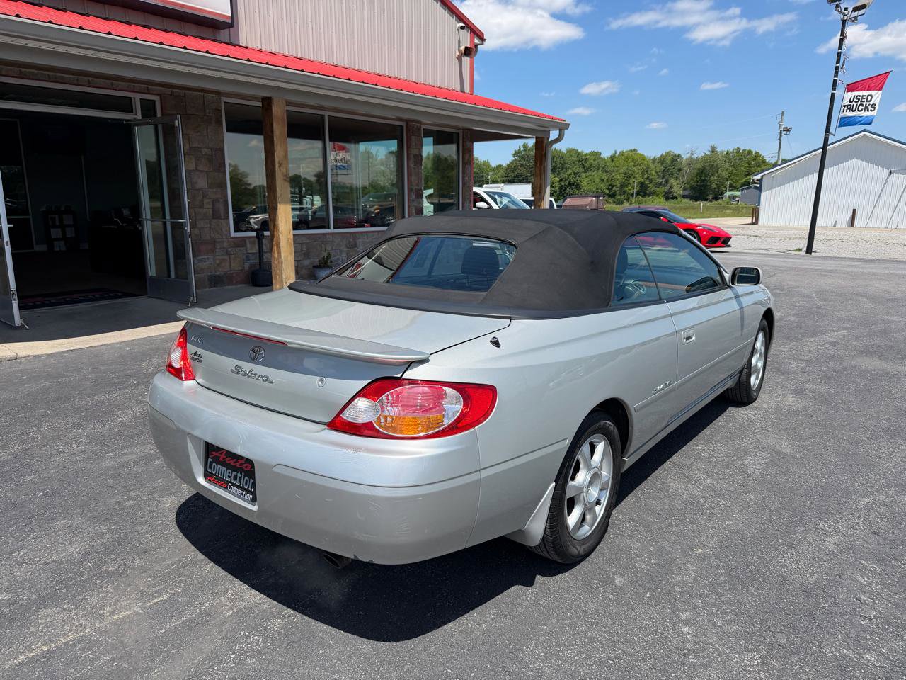Used 2002 Toyota Solara SLE FWD image 4