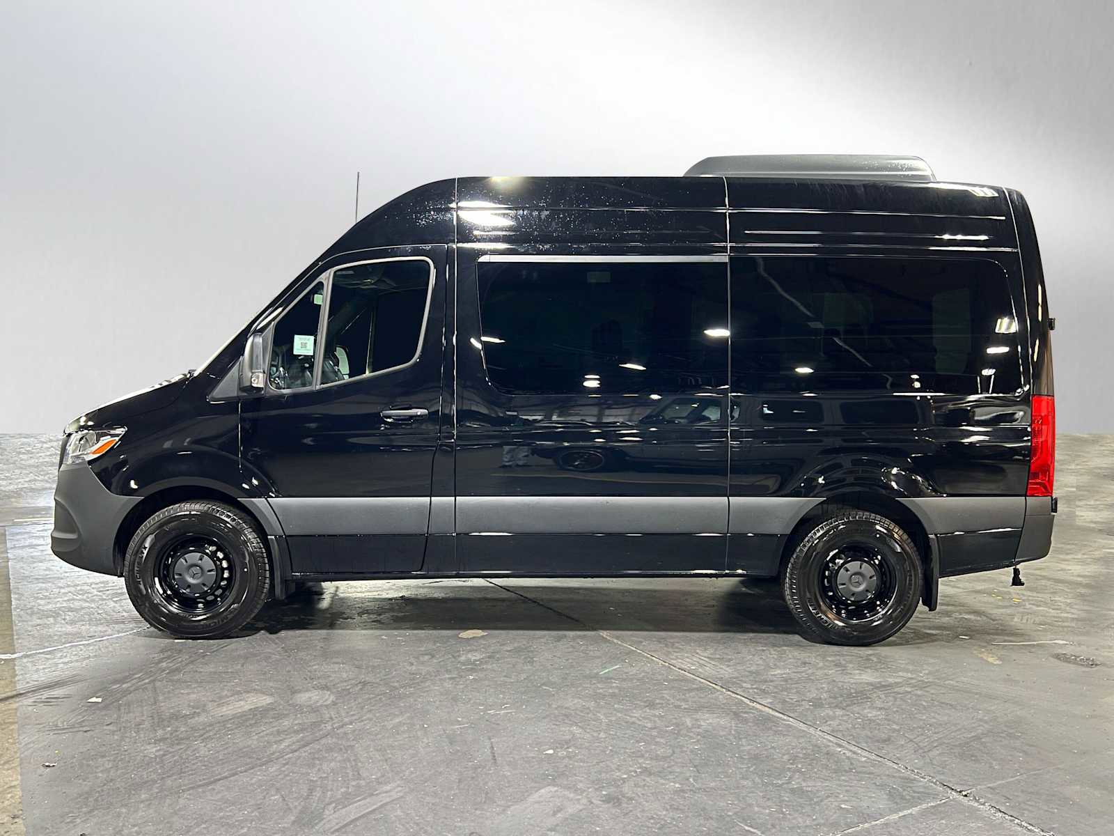 New 2025 Mercedes-Benz Sprinter 2500 image 2