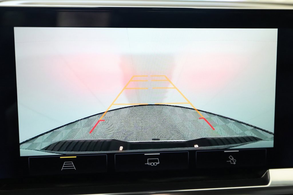 Used 2025 Chevrolet Silverado 3500 LTZ image 30