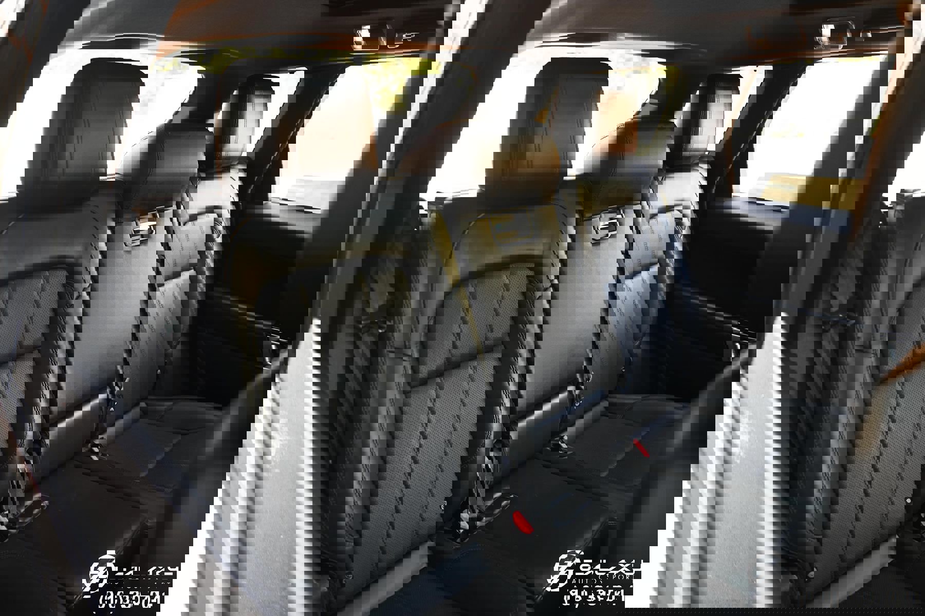 Used 2019 Land Rover Range Rover Sport HSE image 14