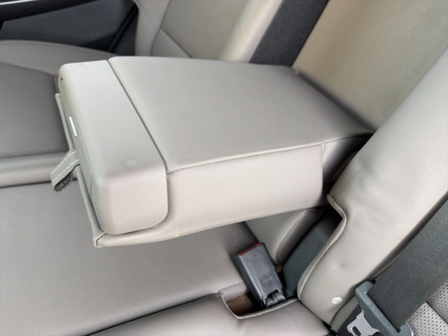 Used 2017 Hyundai Santa Fe SE w/ SE Premium Package 02 image 28