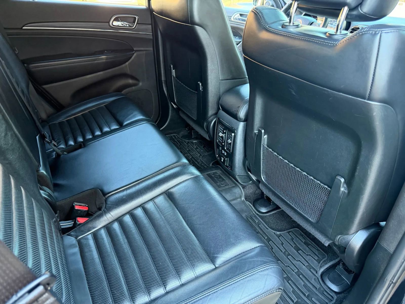 Used 2019 Jeep Grand Cherokee Limited X image 30