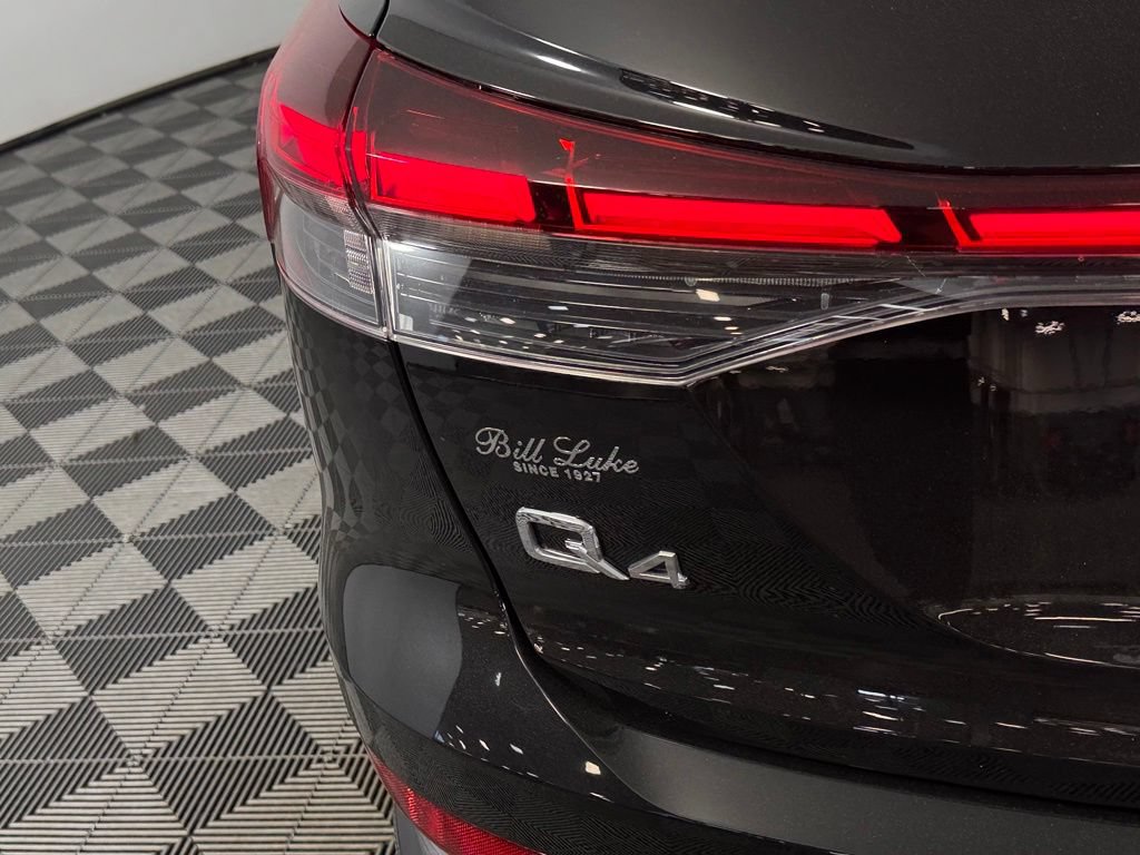 Used 2024 Audi Q4 e-tron Premium w/ Convenience Package AWD/4WD image 29