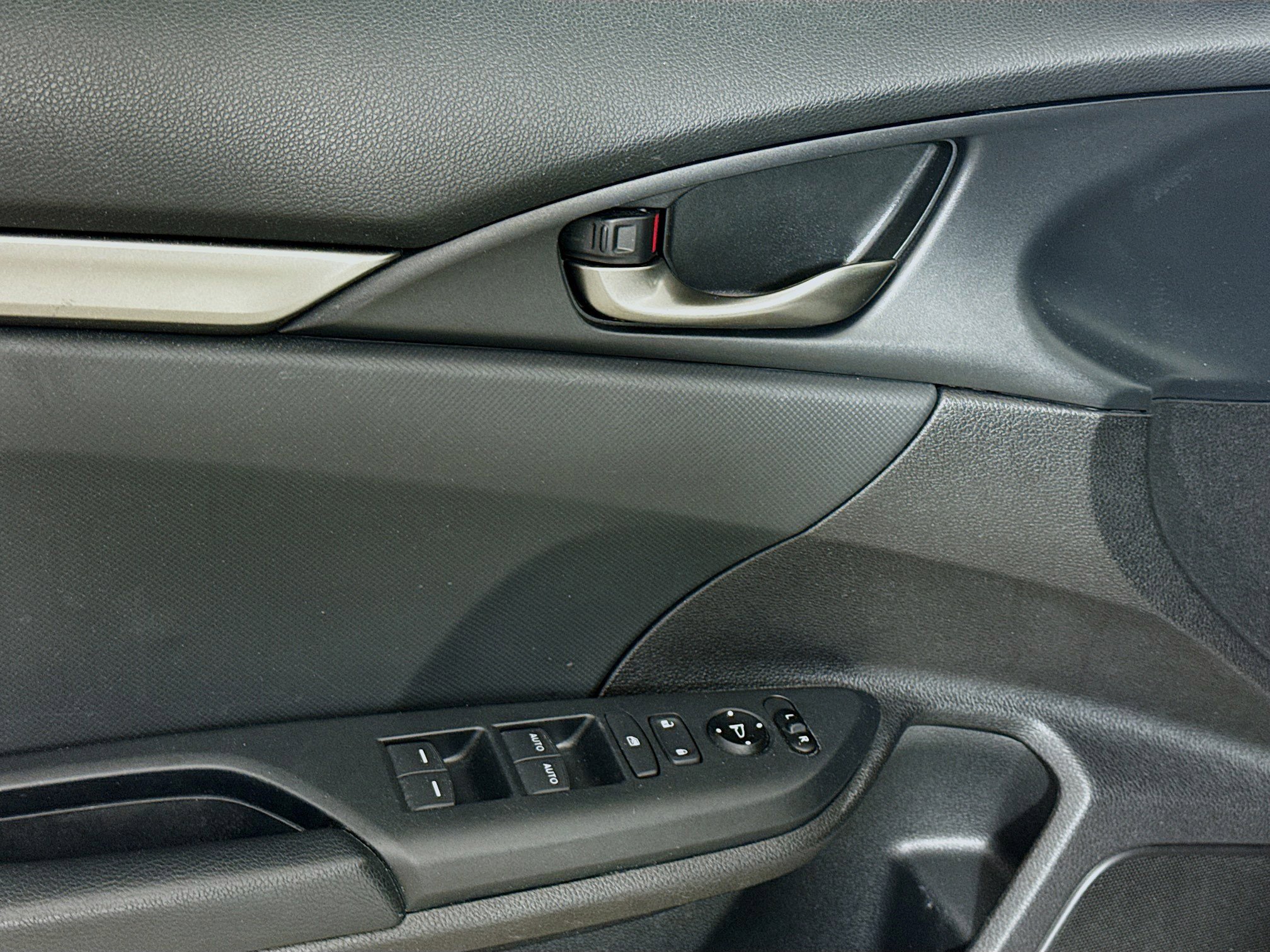 Used 2020 Honda Civic Sport image 24