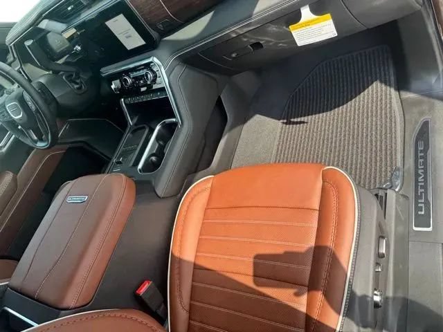 New 2026 GMC Sierra 3500 Denali Ultimate w/ LPO, Black Badging Package AWD/4WD image 14
