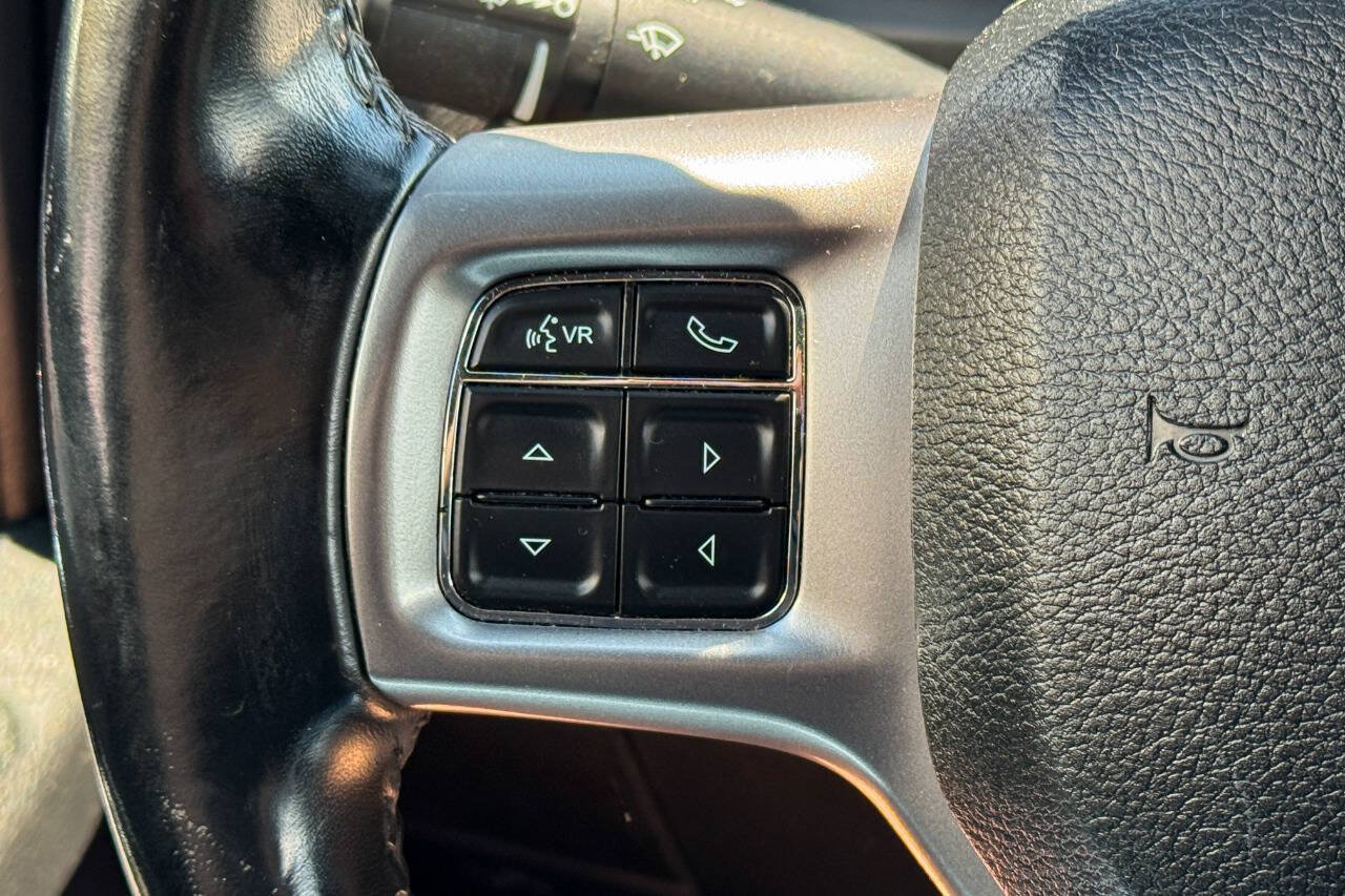 Used 2022 RAM 1500 Classic Warlock AWD/4WD image 24