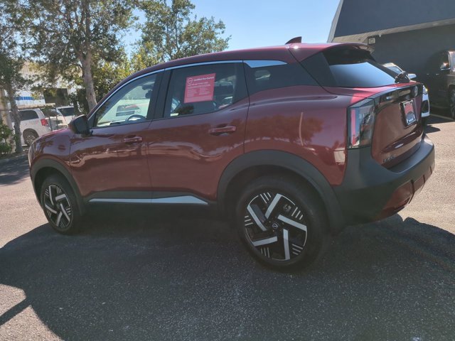 Used 2025 Nissan Kicks SV image 7