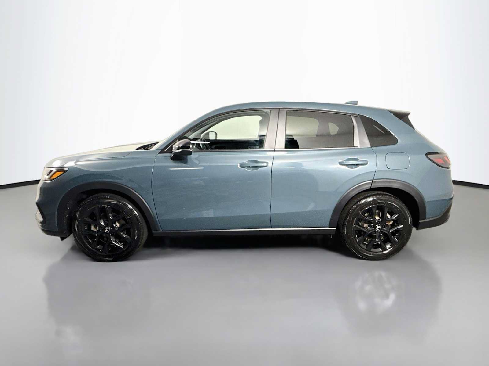 Certified 2025 Honda HR-V Sport image 3
