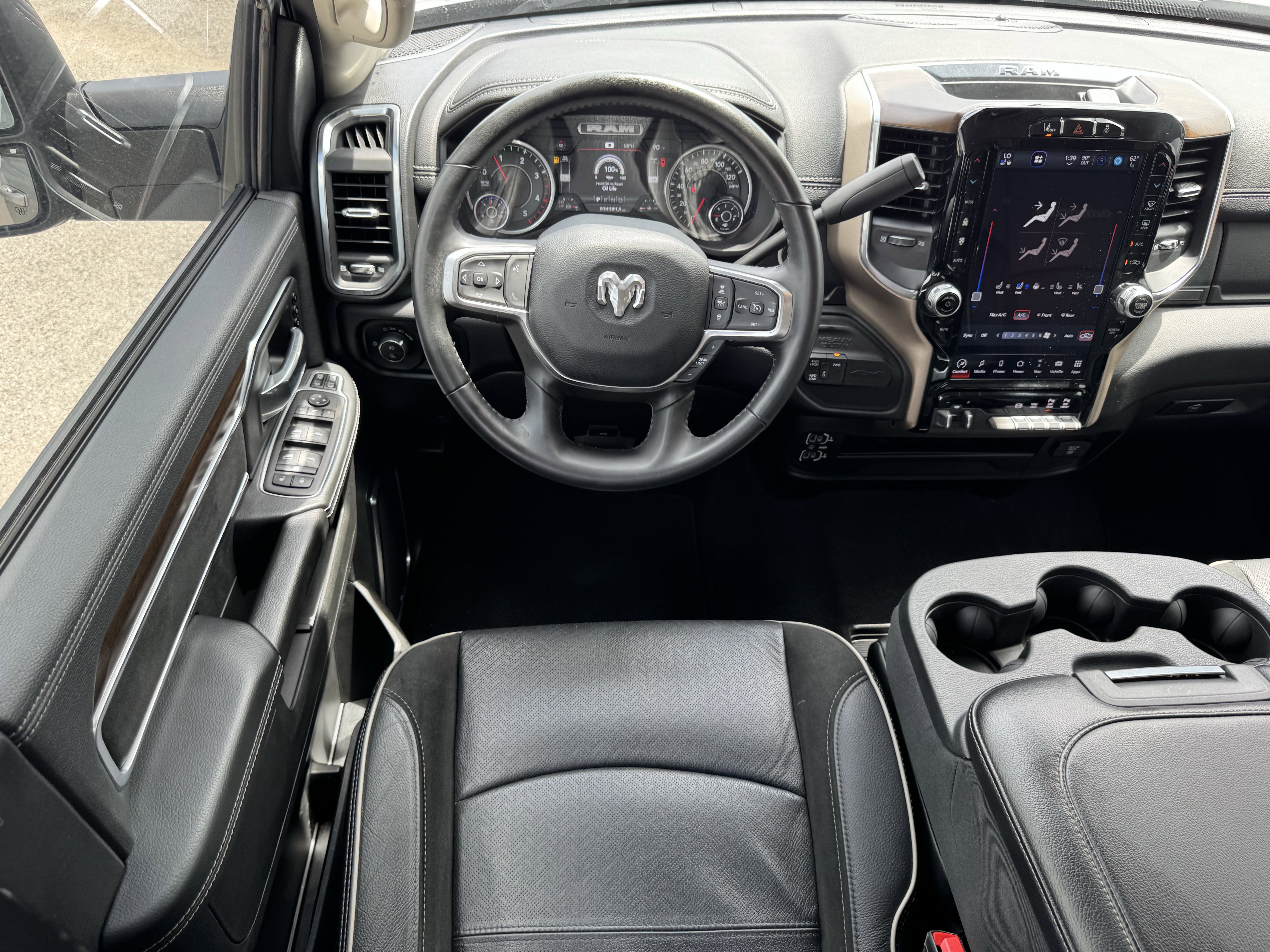 Used 2024 RAM 2500 Laramie w/ Safety Group image 14