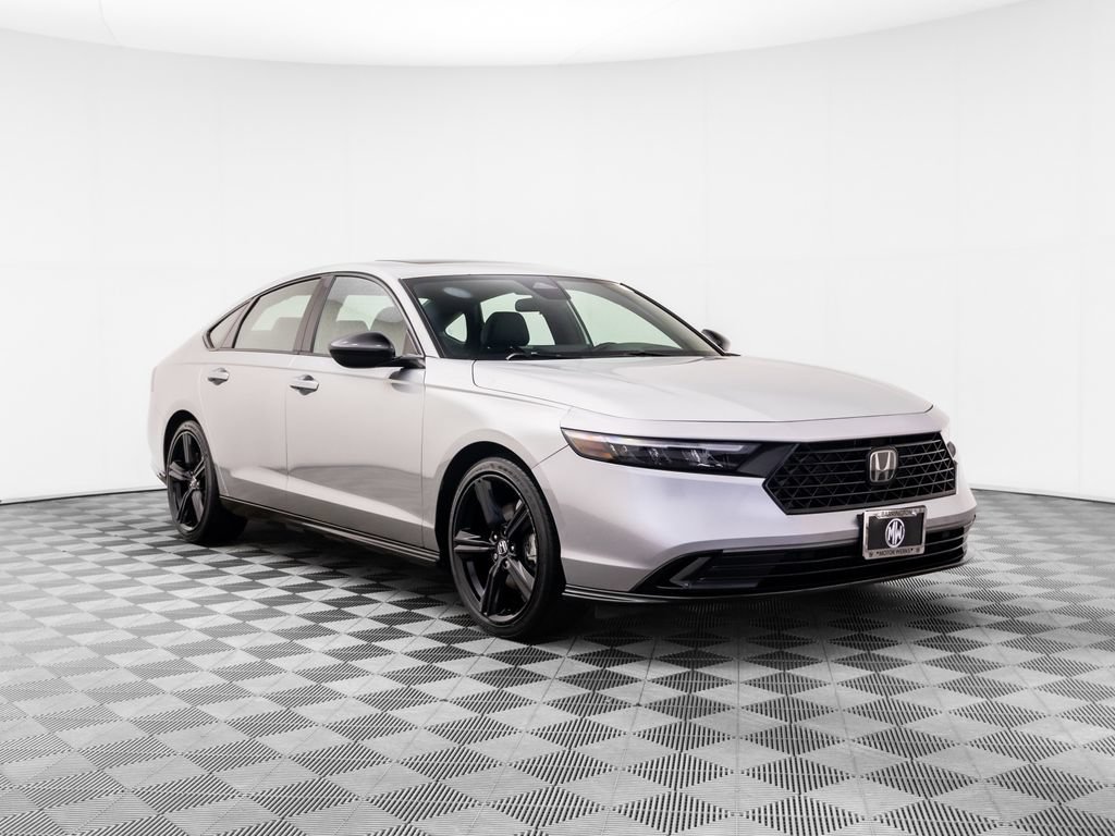 Used 2024 Honda Accord Sport image 10