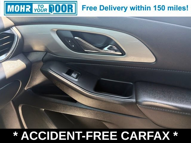 Used 2022 Chevrolet Traverse LT FWD image 32