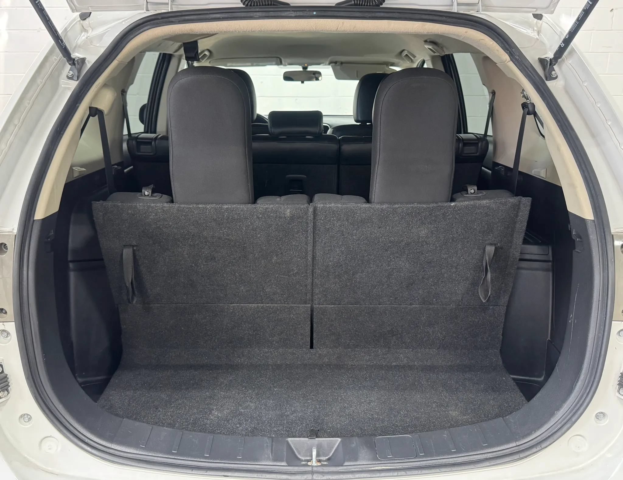 Used 2015 Mitsubishi Outlander SE FWD image 35