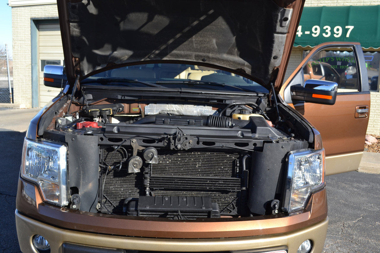 Used 2011 Ford F150 Lariat w/ Lariat Chrome Pkg image 41