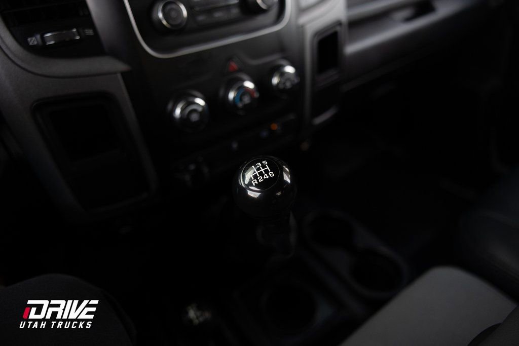 Used 2017 RAM 3500 Tradesman w/ Chrome Appearance Group image 33