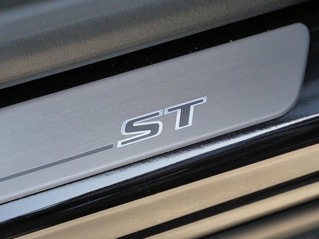 New 2026 Buick Envision Sport Touring image 25