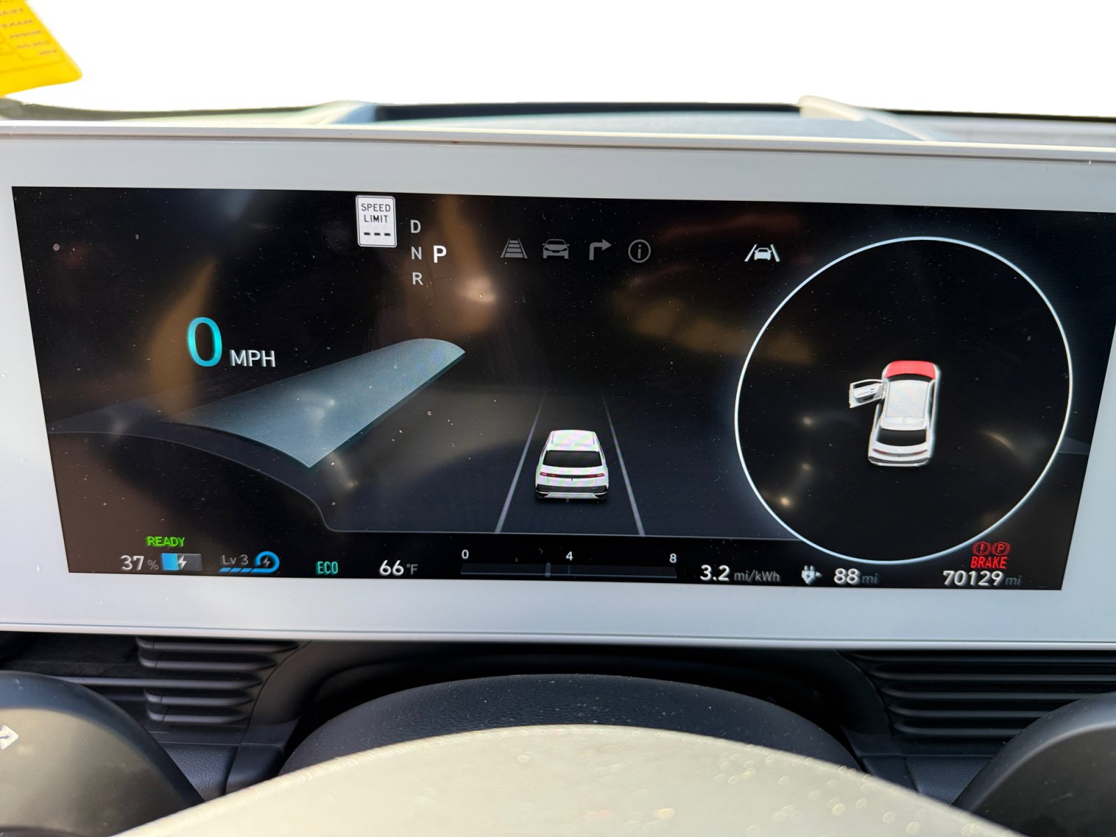 Certified 2022 Hyundai Ioniq 5 Limited w/ Cargo Package image 11