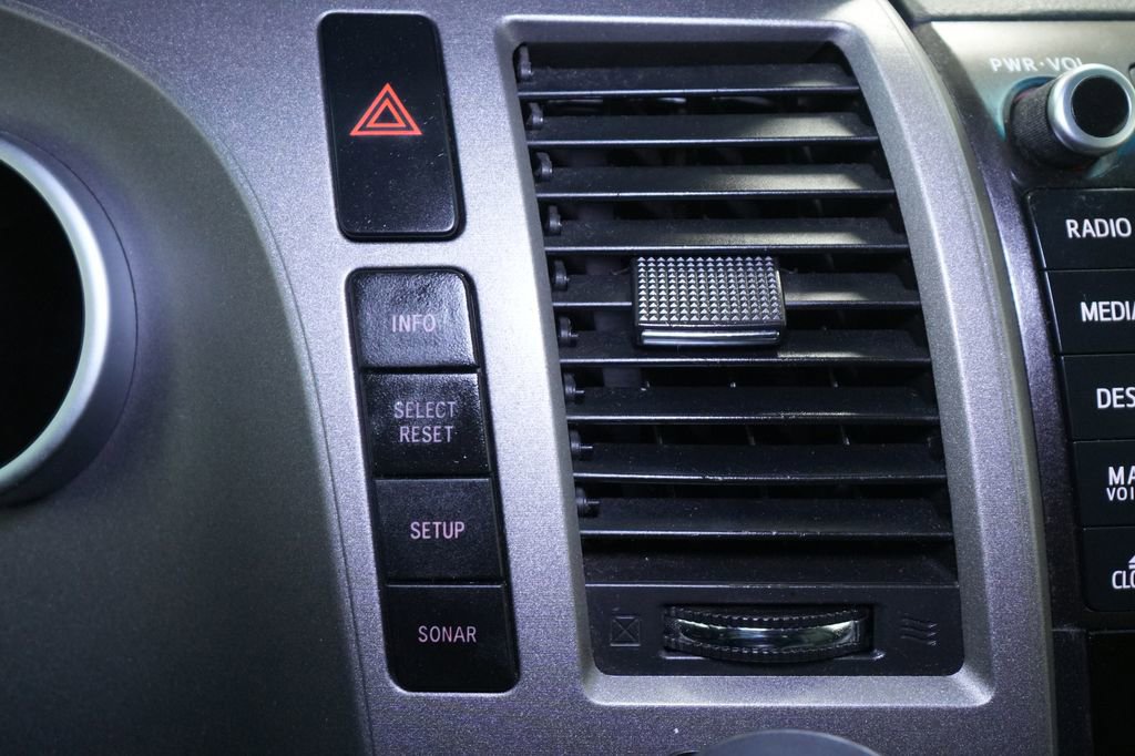 Used 2013 Toyota Sequoia Platinum image 43