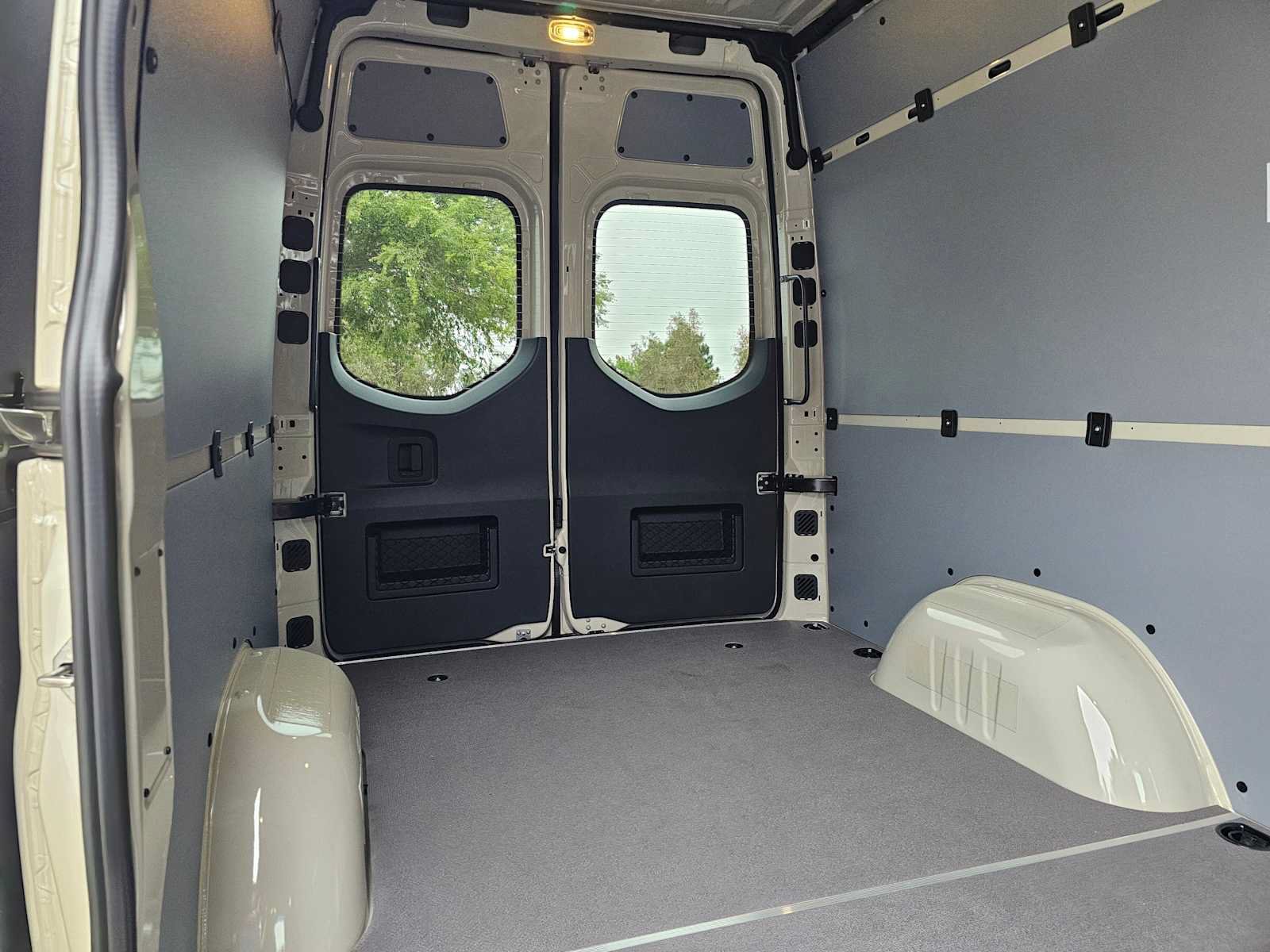 New 2026 Mercedes-Benz Sprinter 2500 image 13