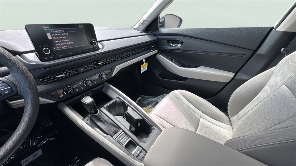 New 2025 Honda Accord SE image 37