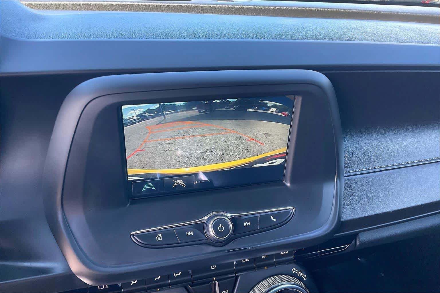 Used 2018 Chevrolet Camaro LT RWD image 23