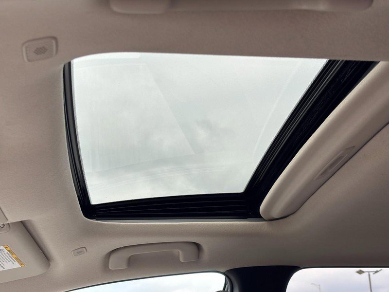 Used 2024 Toyota Corolla Cross XLE w/ Convenience Package image 25