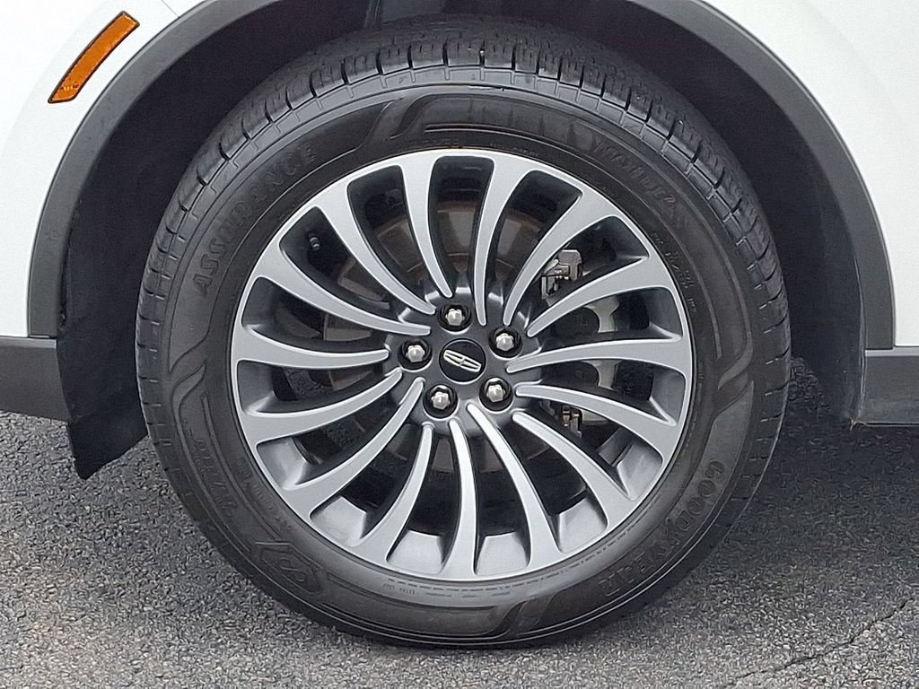 Certified 2024 Lincoln Aviator AWD w/ Premium Package image 8