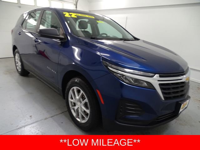 Certified 2022 Chevrolet Equinox LS AWD/4WD image 1