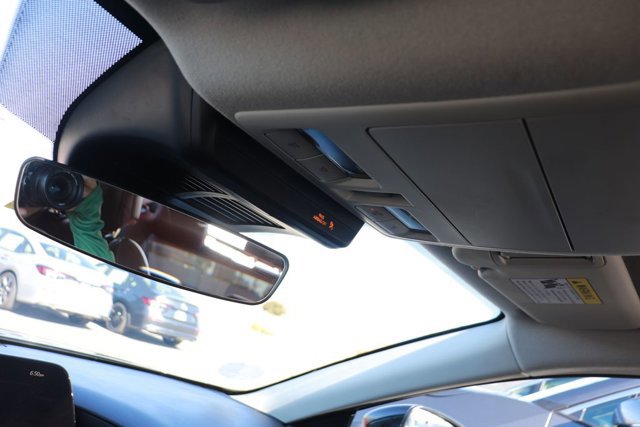 Used 2025 MAZDA MAZDA3 s image 24