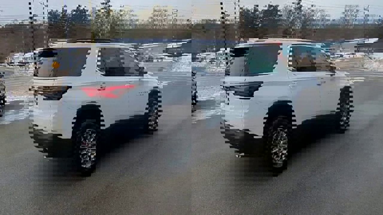 Certified 2023 Chevrolet Traverse LT image 8