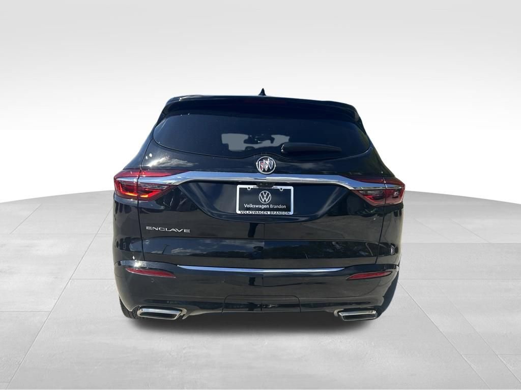 Used 2021 Buick Enclave Avenir w/ Avenir Technology Package FWD image 4