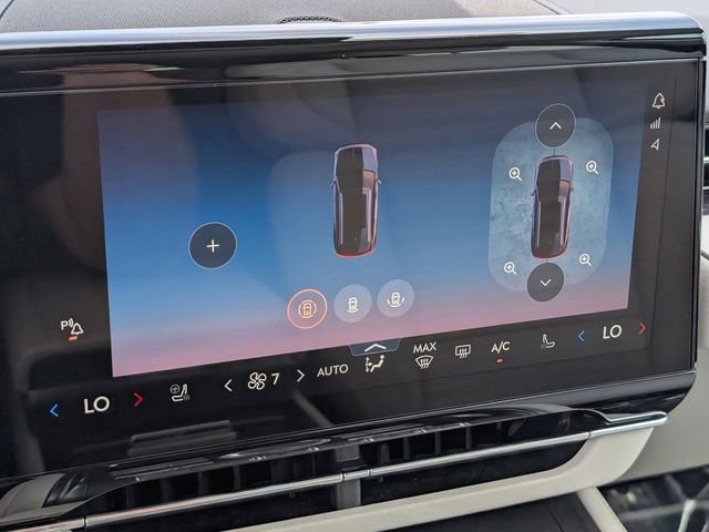New 2026 Lincoln Nautilus Reserve AWD/4WD image 18