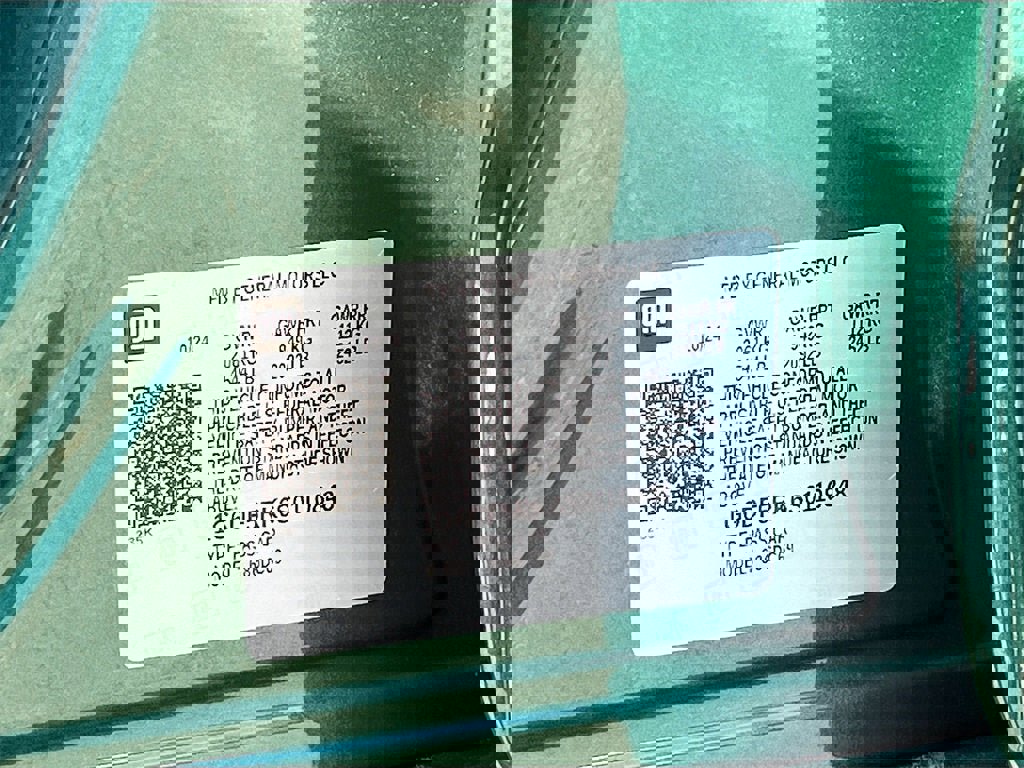 New 2025 Cadillac CT4 Premium Luxury image 32