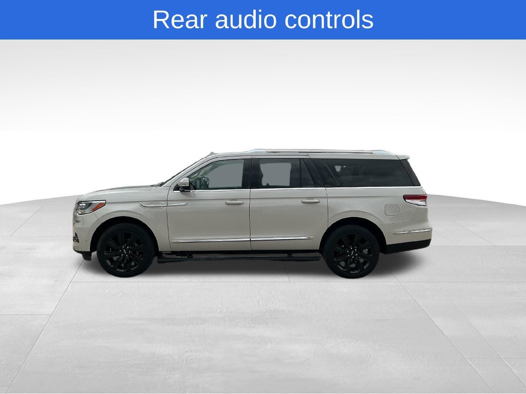 Used 2024 Lincoln Navigator L Reserve AWD/4WD image 9