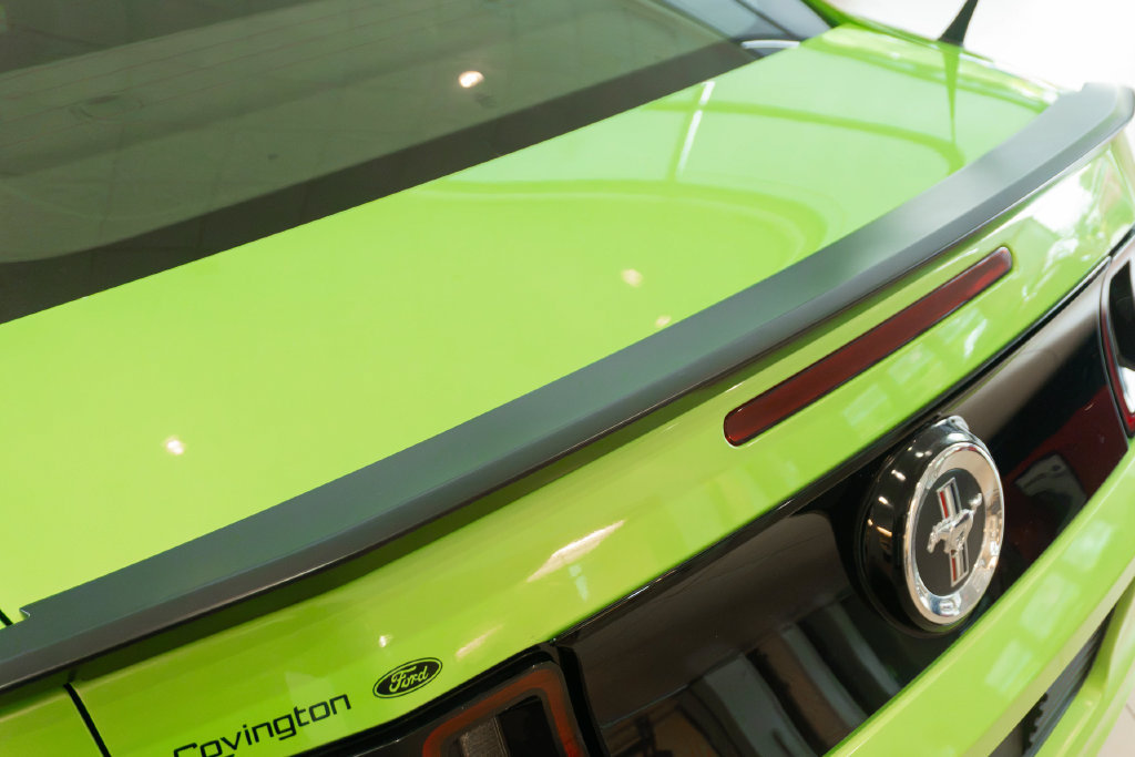 Used 2013 Ford Mustang Boss 302 w/ Boss 302 Accessory Pkg RWD image 15