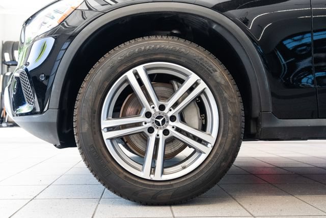 Used 2021 Mercedes-Benz GLC 300 4MATIC image 7