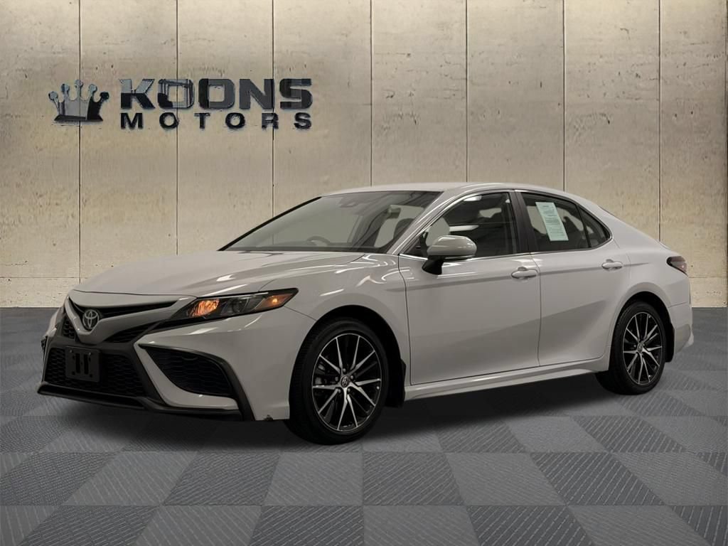 Used 2024 Toyota Camry SE FWD video 1