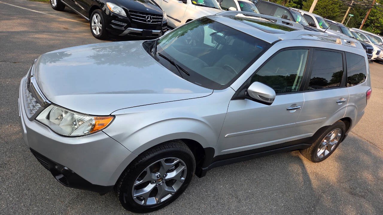 Used 2011 Subaru Forester 2.5X Touring AWD/4WD image 6