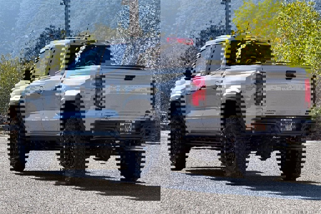 New 2026 Chevrolet Colorado ZR2 w/ ZR2 Bison Edition image 6