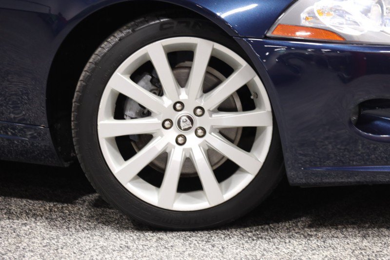 Used 2007 Jaguar XK Convertible RWD image 4