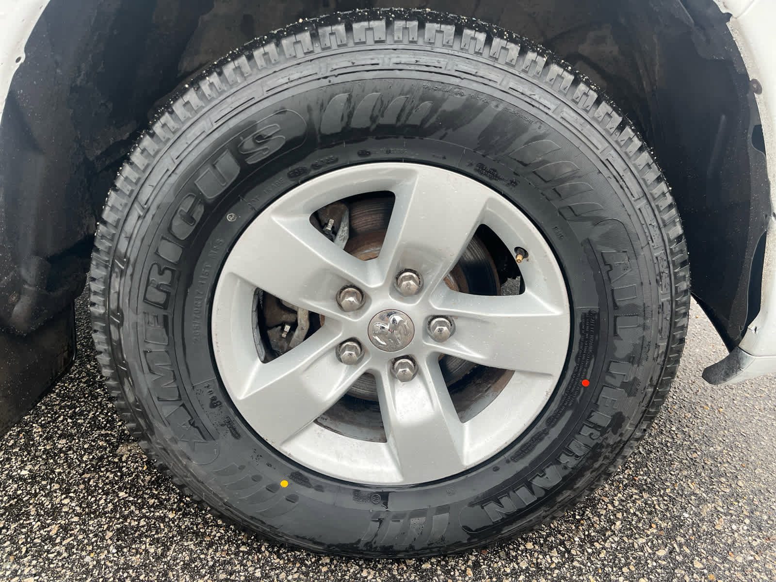 Used 2018 RAM 1500 Express image 31