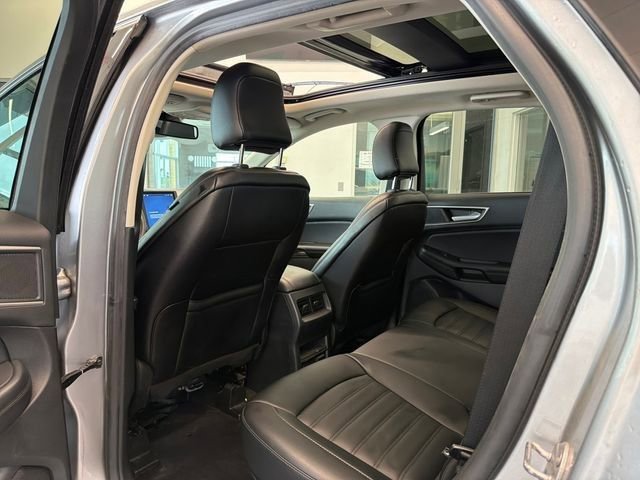 Used 2021 Ford Edge SEL w/ Convenience Package AWD/4WD image 26