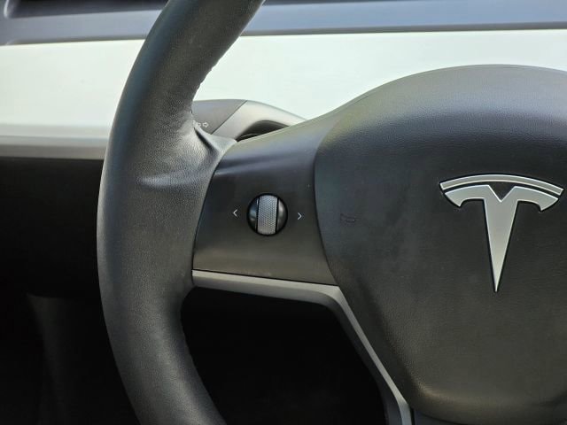 Used 2021 Tesla Model 3 Standard Range Plus RWD image 22
