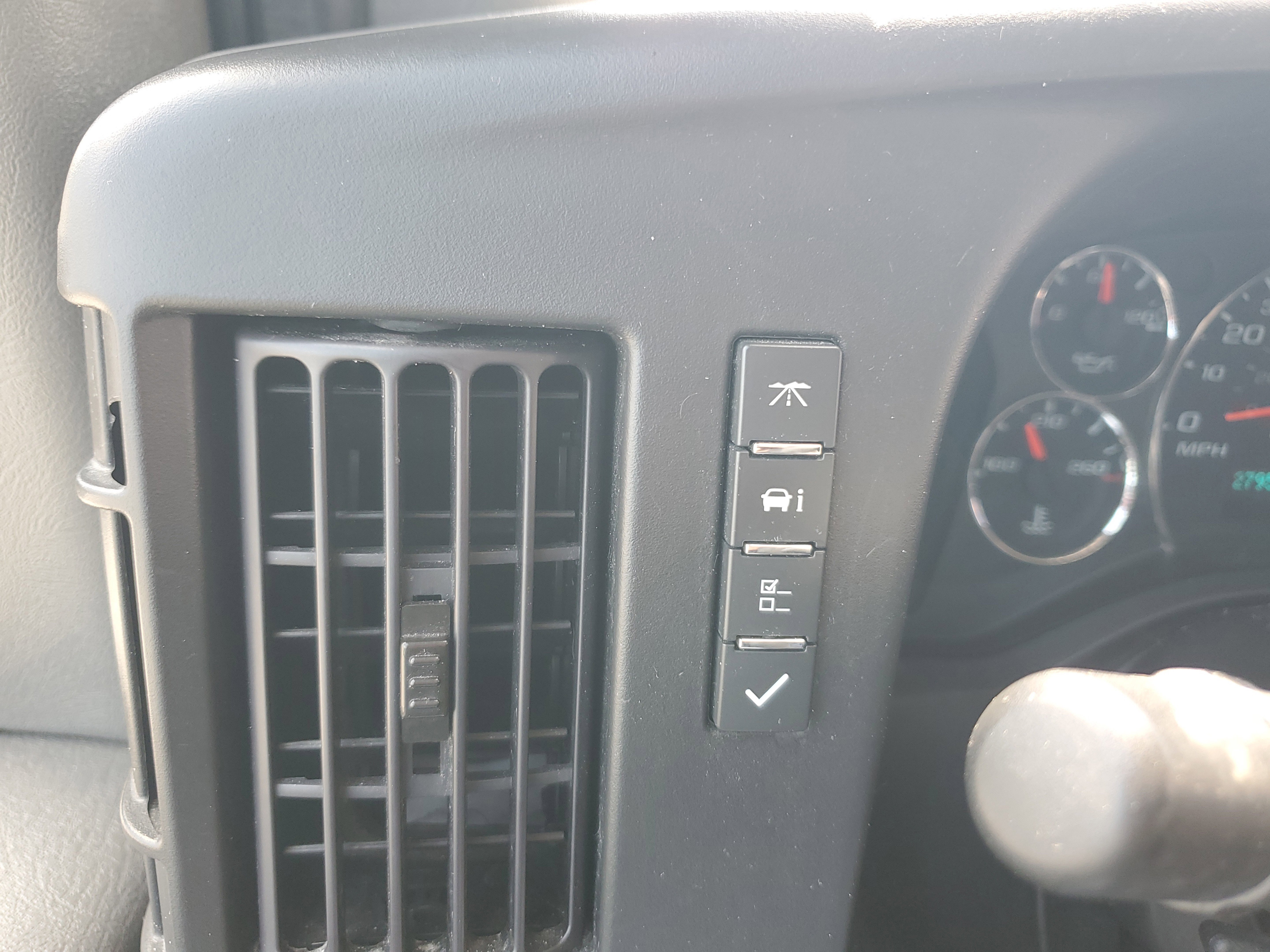 Used 2023 GMC Savana 2500 w/ Driver Convenience Package image 30